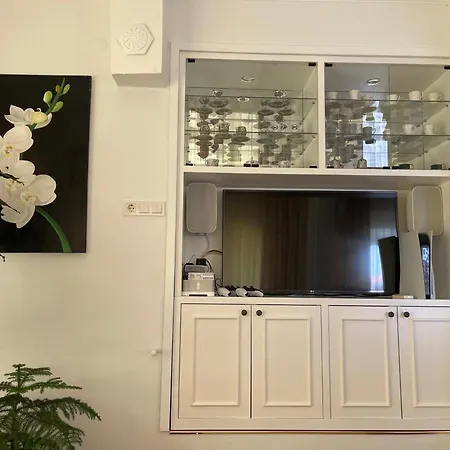 Oran House فيلة